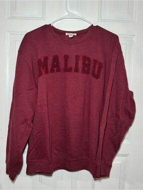 Source Unknown Burgundy Crewneck Sweatshirt with Chenille 'MALIBU'